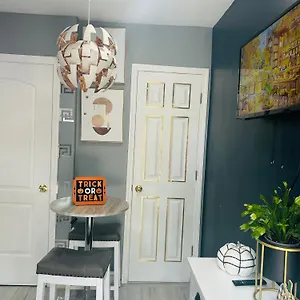 Fancy Studio Private Entrance Selden